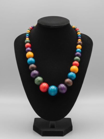 Colourful bead